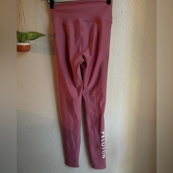 peloton full length leggings - Picture 3 of 4